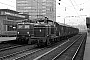 Henschel 30117 - DB "261 828-8"
18.11.1975 - Essen, Hauptbahnhof
Michael Hafenrichter