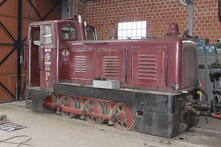 LKM 250564 - IHS "V 8"
