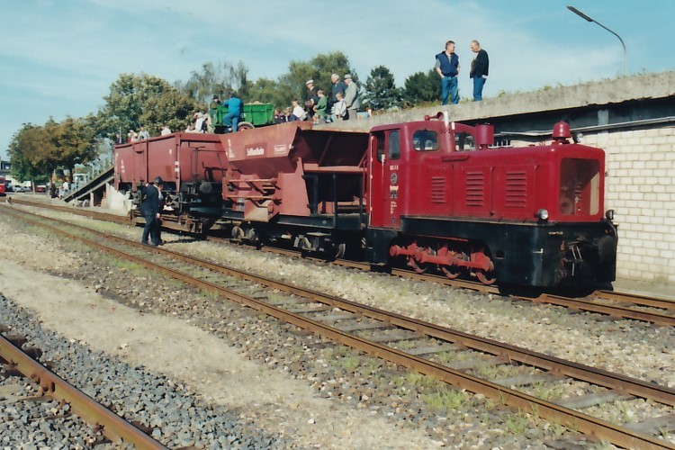 LKM 250564 - IHS "V 8"