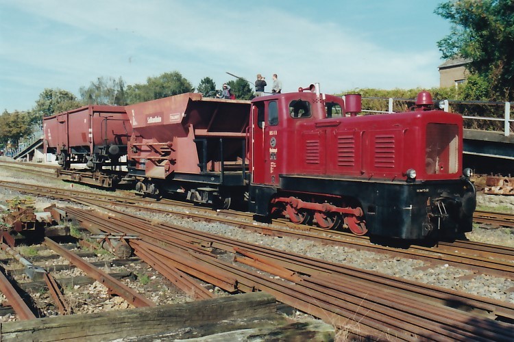 LKM 250564 - IHS "V 8"